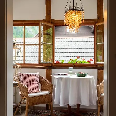 Bed & Breakfast Haus Hemetzberger *